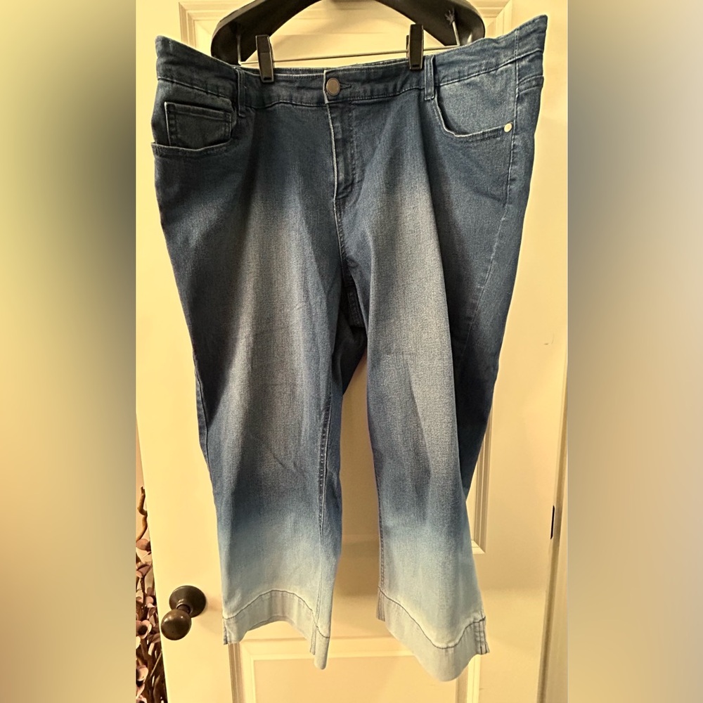 CJ Banks Denim Capri Ombre Pant 20W
